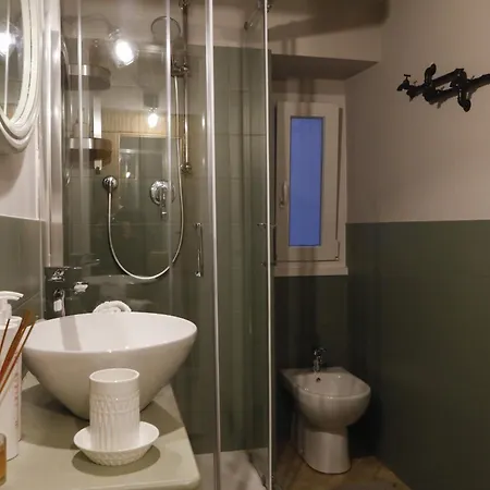 Appartamento Classy & Cozy By The Acquario By Wonderful Italy *
